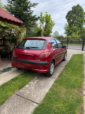 Dezmembrez Peugeot 206 1.4 Hdi 2007
