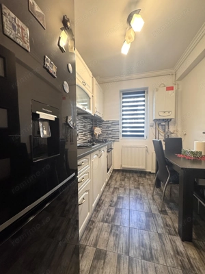 Giroc-Cupidon,  Bucatarie inchisa, Mobilat-Utilat - imagine 6