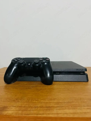 PlayStation 4 slim