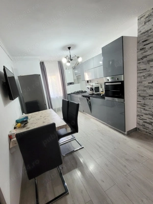 Vand apartament 3 camere ultracentral! - imagine 4
