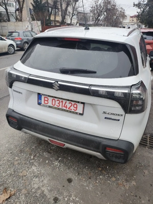 Suzuki SX4 s cross hybrid an2022 - imagine 5