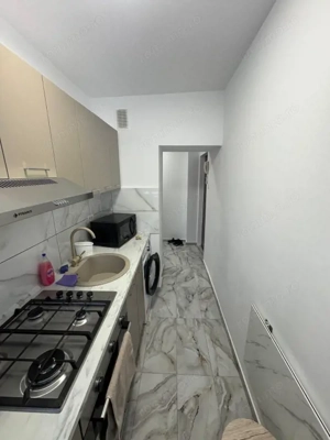Apartament 2 camere, 39 mp, zona Craiovita Noua-Racheta  - imagine 9