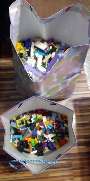Vand piese Lego originale, 130 lei pe KG