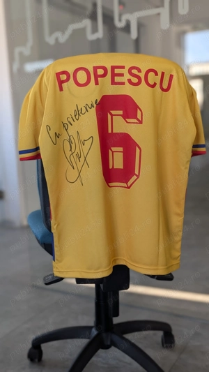 Tricou echipa Romaniei 1994 cu AUTOGRAF G. Popescu+ parfum PASADENA 94
