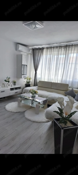vând apartament cu trei camere lângă Spitalul Județean  - imagine 6