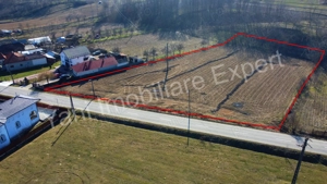 Teren ( parcelabil ) de vânzare în comuna Băiculești, sat Valea Brazilor, județ Argeș.