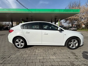 chevrolet cruze 2.0 diesel 6 trepte 2013   - imagine 3