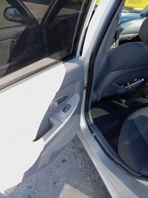 vand Hyundai elentra euro4 berlina oferta specială  - imagine 6