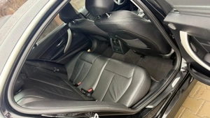 BMW 330 Plug  in Hybrid   - imagine 3