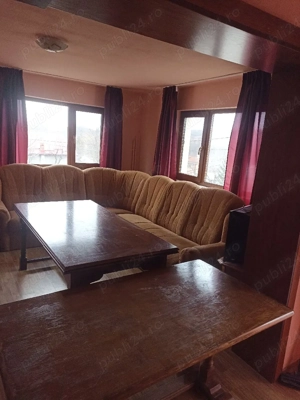 Inchiriez apartament 100 mp la vilă si o cameră tip motel 