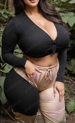 Bruneta Milf matura cu multă experiență 40 ani 