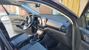 Vand VW TCROSS,an 2024,4000 km,1.0 benzina,impecabila - imagine 4