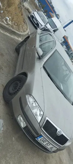 Skoda Octavia 2 - imagine 2