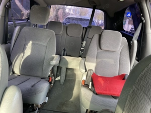 Chrysler Grand Voyager - imagine 3