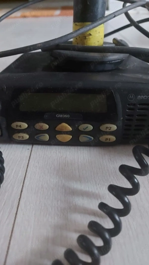 Vând stație emisie-recepție taxi și antenă Motorola