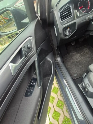 Volkswagen Golf 2020, consum 5% - imagine 13