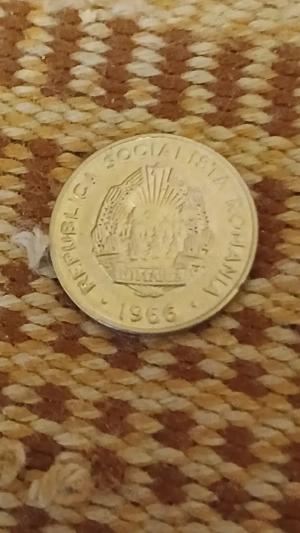 monedă 15 bani 1966 - imagine 3