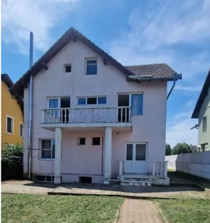 INCHIRIERE Casa individuala D + P + E + M cu 8 Camere 5 Bai 750 mp Teren CETATE - imagine 19