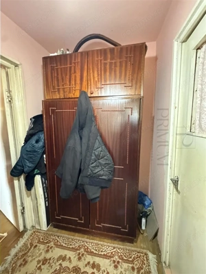 DAMBOVITA - 2 CAMERE - BLOC IZOLAT - ETAJ INTERMEDIAR - DE RENOVAT - imagine 5