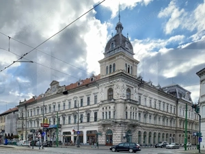 Apartament , 2 camere, 80 mp, vis-a-vis de Primăria Arad + opțiune garaj