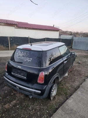 dezmembrez mini cooper r50  - imagine 3