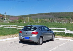 Opel Astra J 1.7 CDTI - imagine 4