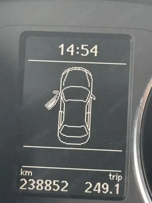 Volkswagen Jetta 2.0 tdi 110 cp - imagine 8