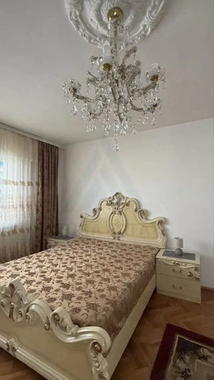 Apartament modern 3 camere cu balcoan terasa și curte comuna in Strand - imagine 2