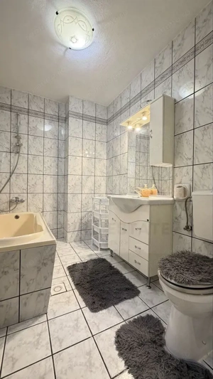 Apartament modern 3 camere cu balcoan terasa și curte comuna in Strand - imagine 5