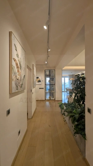 Penthouse 133 mp utili,4 camere, 2 terase, loc parcare, zona centrala - imagine 8