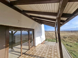 Casa intabulata 5 camere 2 bai si curte generoasa in Bavaria Park - imagine 4