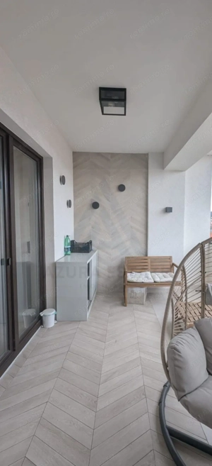 Penthouse 133 mp utili,4 camere, 2 terase, loc parcare, zona centrala - imagine 13