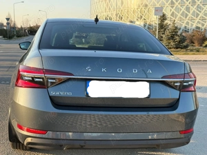 Skoda Superb 2.0 TDI DSG Ambition - imagine 2
