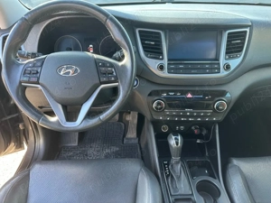 Hyundai Tucson 2.0 crdi 4x4 - imagine 11
