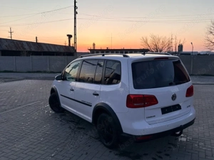 Volkswagen Cross Touran 2.0 Tdi 140 cp 2012 Euro 5  - imagine 2