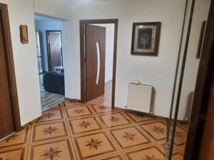 vând apartament 3 camere zona Sub Cetate - Poligon Florești - Cluj - imagine 2