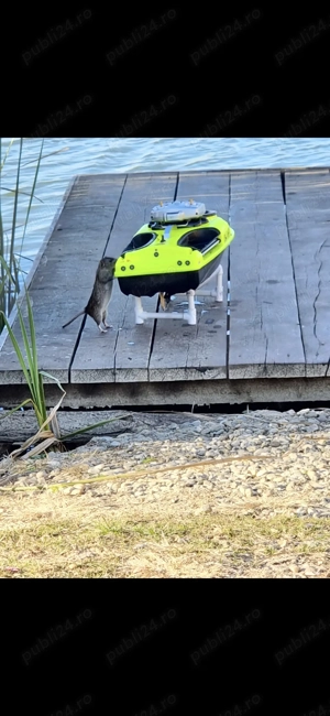 Vând Navomodel pescuit la Crap