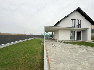 Vand casa cu 4 camere, 2 bai, suprafata utila 140 si teren 500 mp - imagine 7