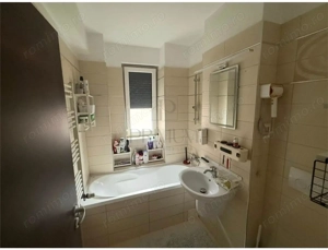 TORONTALULUI | 3 CAM | 2 BAI | ET.2 | LOC PARCARE | BOXA | LIFT || - imagine 17