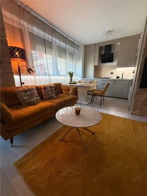 TORONTALULUI | 3 CAM | 2 BAI | ET.2 | LOC PARCARE | BOXA | LIFT || - imagine 2