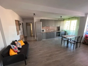 Apartament cu 3 camere, 55 mp, 2 bai, cu balcon si parcare, in zona Lidl