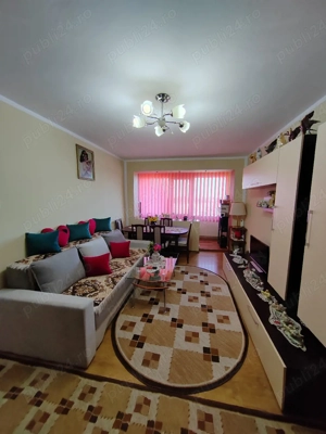 Vând apartament cu centrala proprie aproape de Shopping City  - imagine 4