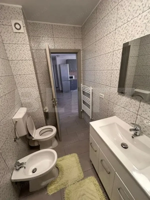 Apartament cu 3 camere, 55 mp, 2 bai, cu balcon si parcare, in zona Lidl - imagine 9