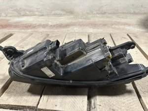 De vânzare far dreapta Skoda kodiaq  - imagine 4