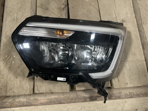 De vânzare far dreapta Renault master  - imagine 4