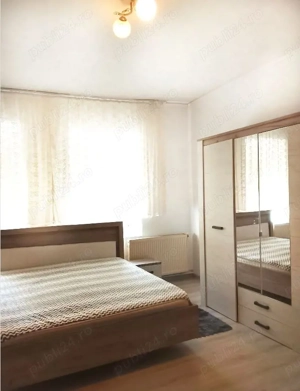 Două case intr-o curte, cu interior renovat in anul 2025, in zona bună, in orasul Chisineu-Criș