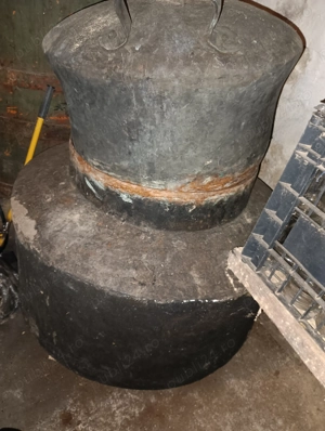 Se vinde cazan de cupru vechi de 100 ani cupru pur.