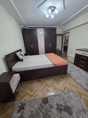 Apartament 2 camere decomandat-zona Spitalul Judetean-125.700 euro neg - imagine 14