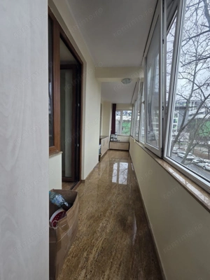 Apartament 2 camere decomandat-zona Spitalul Judetean-125.700 euro neg - imagine 12