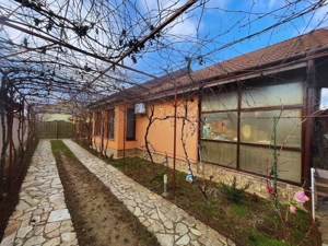 Casa Santandrei, zona linistita, gaz,curent,apa,teren 550 mp-219000Eur - imagine 3